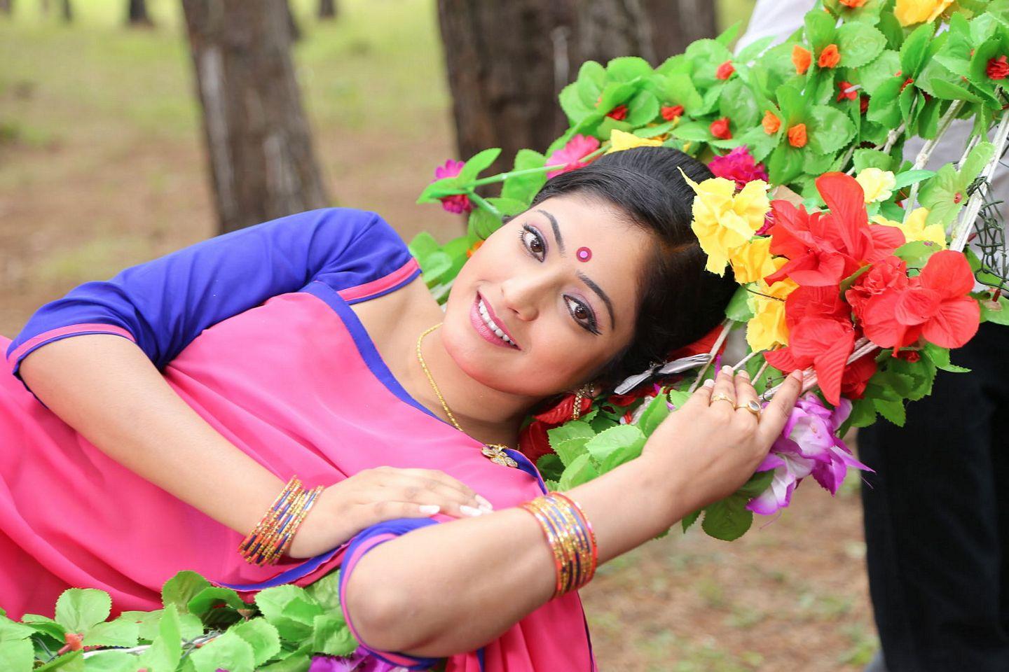 Haripriya New Pics