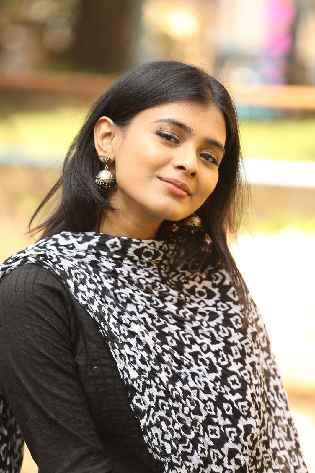 Heebah Patel Cute Pics