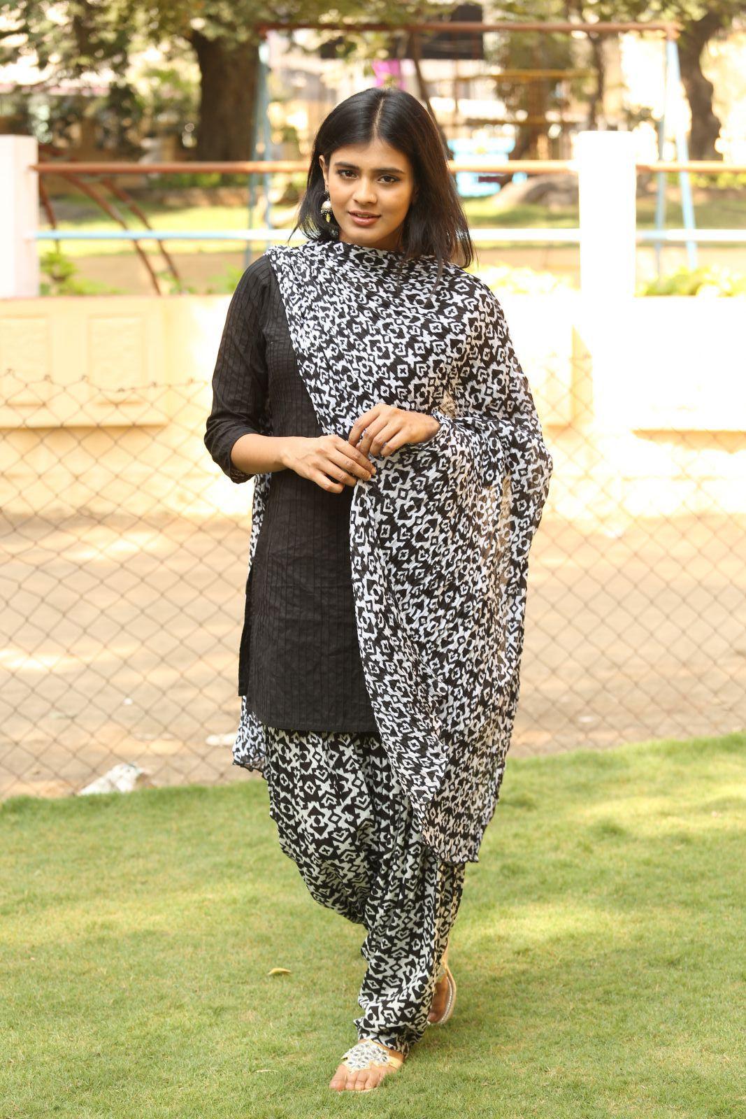 Heebah Patel Cute Pics