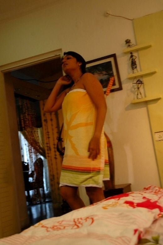 Hot Actress Nikitha Spicy rare pics