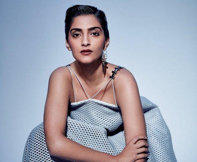 Hottest Photos Features: Sonam Kapoor poses for ELLE INDIA