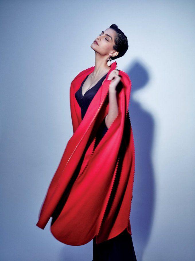 Hottest Photos Features: Sonam Kapoor poses for ELLE INDIA