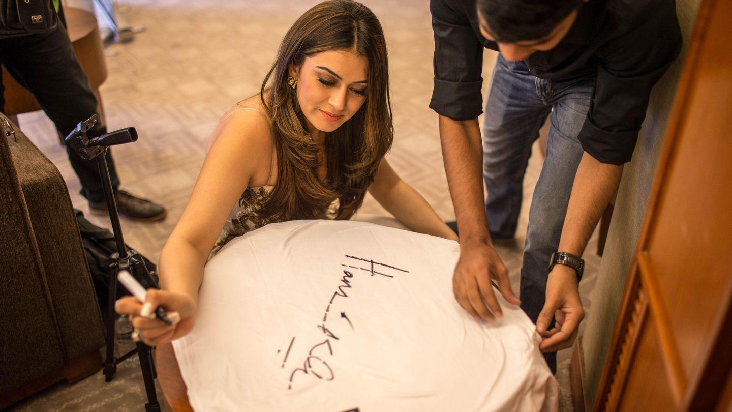 Images of Hansika Singapore Event Today Pics