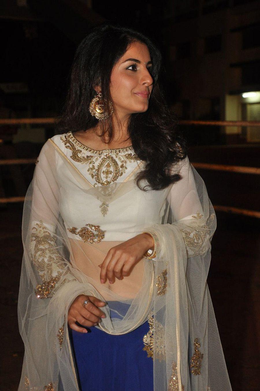 Isha Talwar Stills at Raja Cheyyi Veste Audio