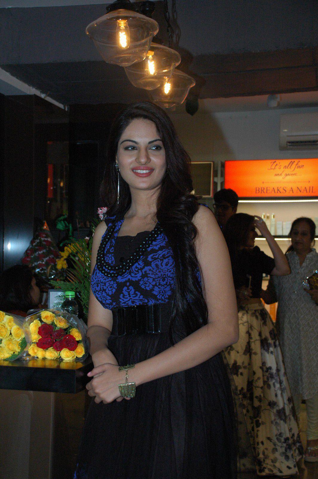 Jinal Pandya Cute Pics