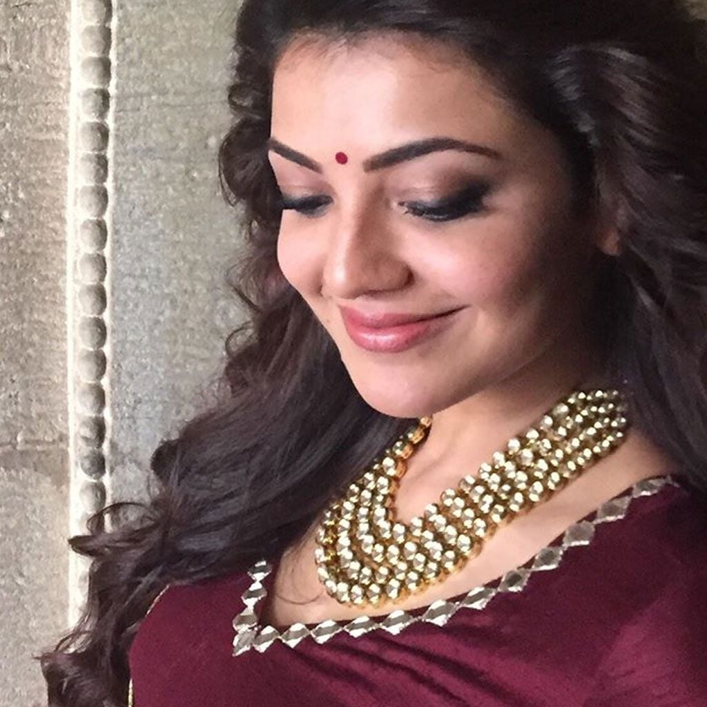 Kajal on Sardaar Gabbar Singh Shooting Spot Photos