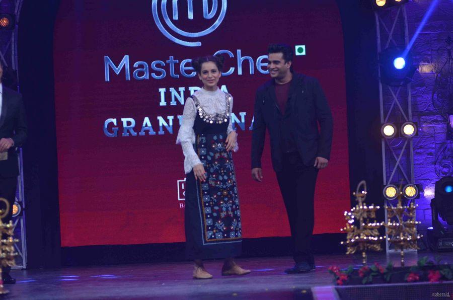 Kangana Ranaut and R Madhavan At The Grand Finale Of Food