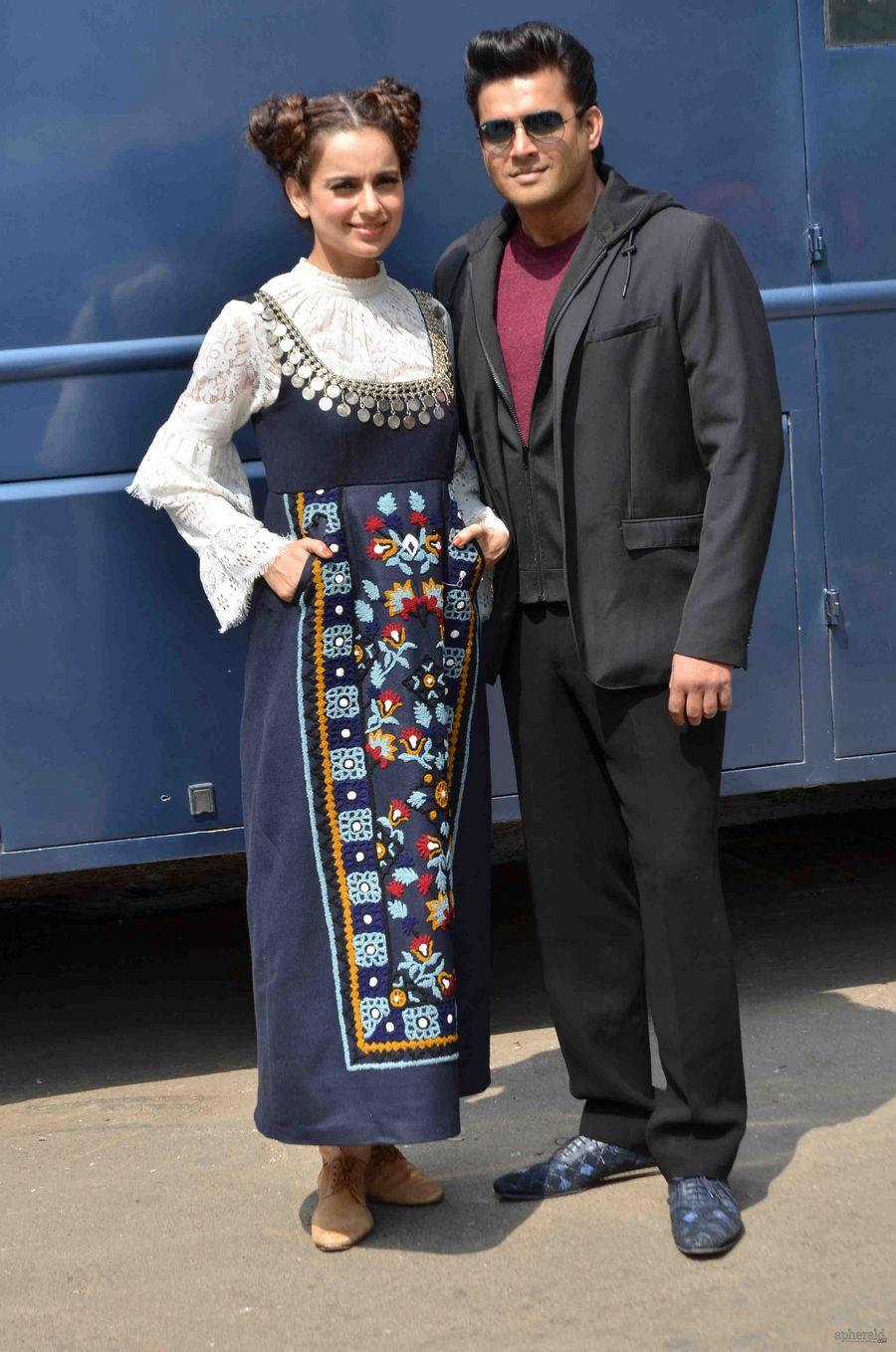 Kangana Ranaut and R Madhavan At The Grand Finale Of Food