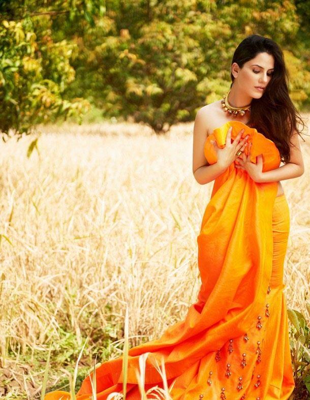 Kanishka Singh Sexy Hot Stills