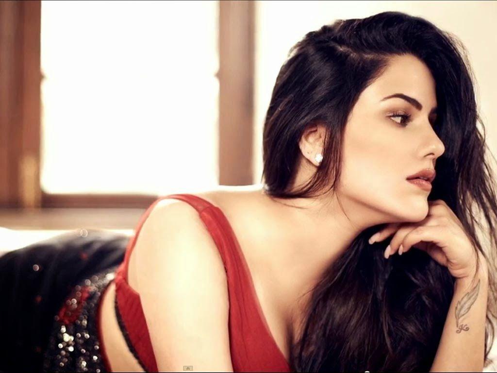 Kanishka Singh Sexy Hot Stills