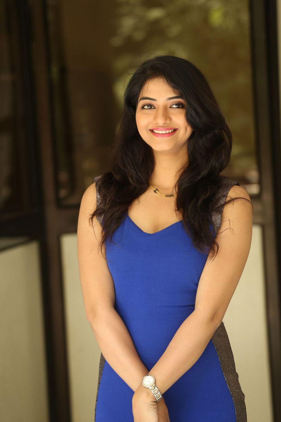 Kashmira Kulkarni New Pics