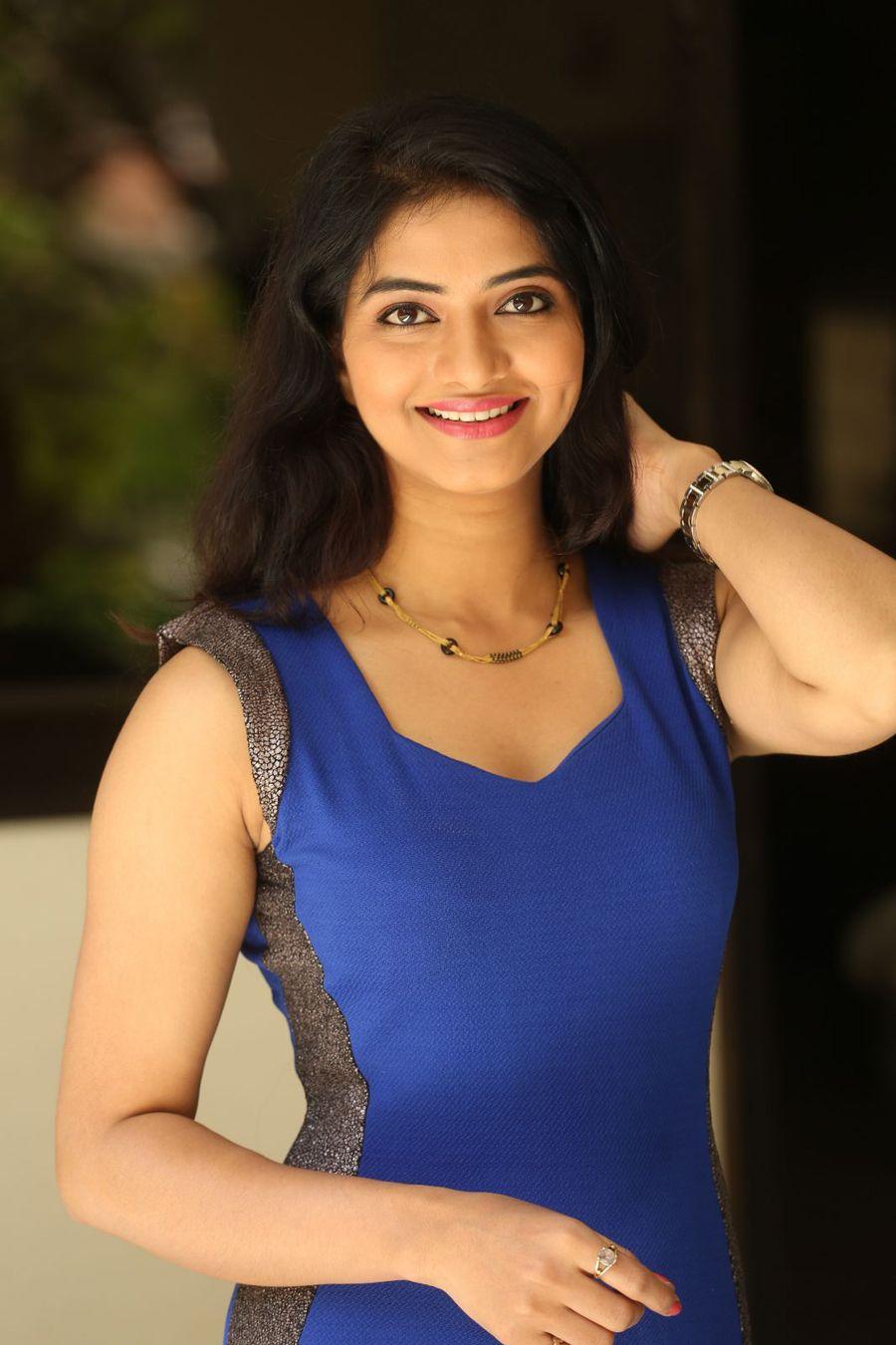 Kashmira Kulkarni New Pics