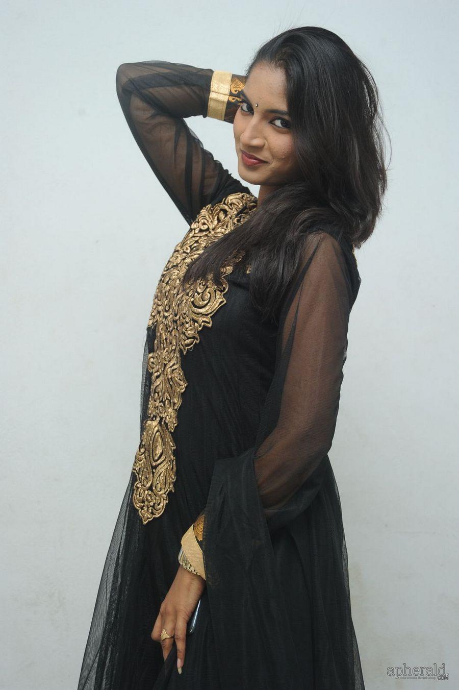 Keerthi Amodi Cute Images