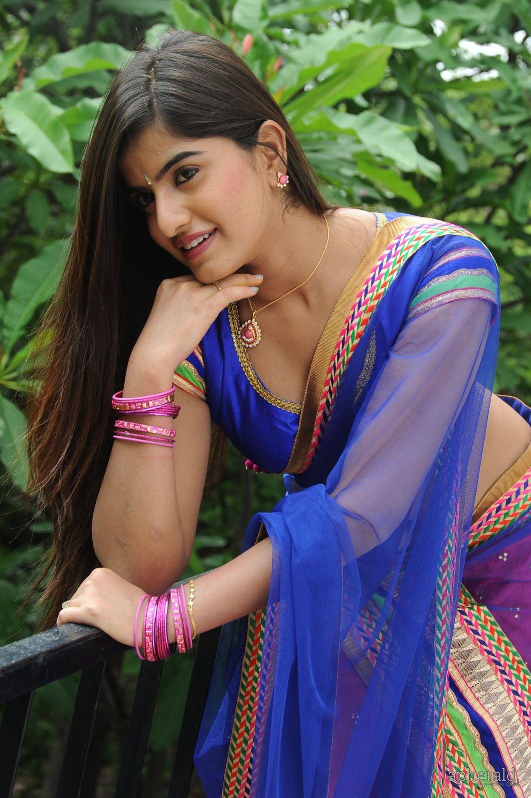Kerthana Podwal Half Saree Hot Photos