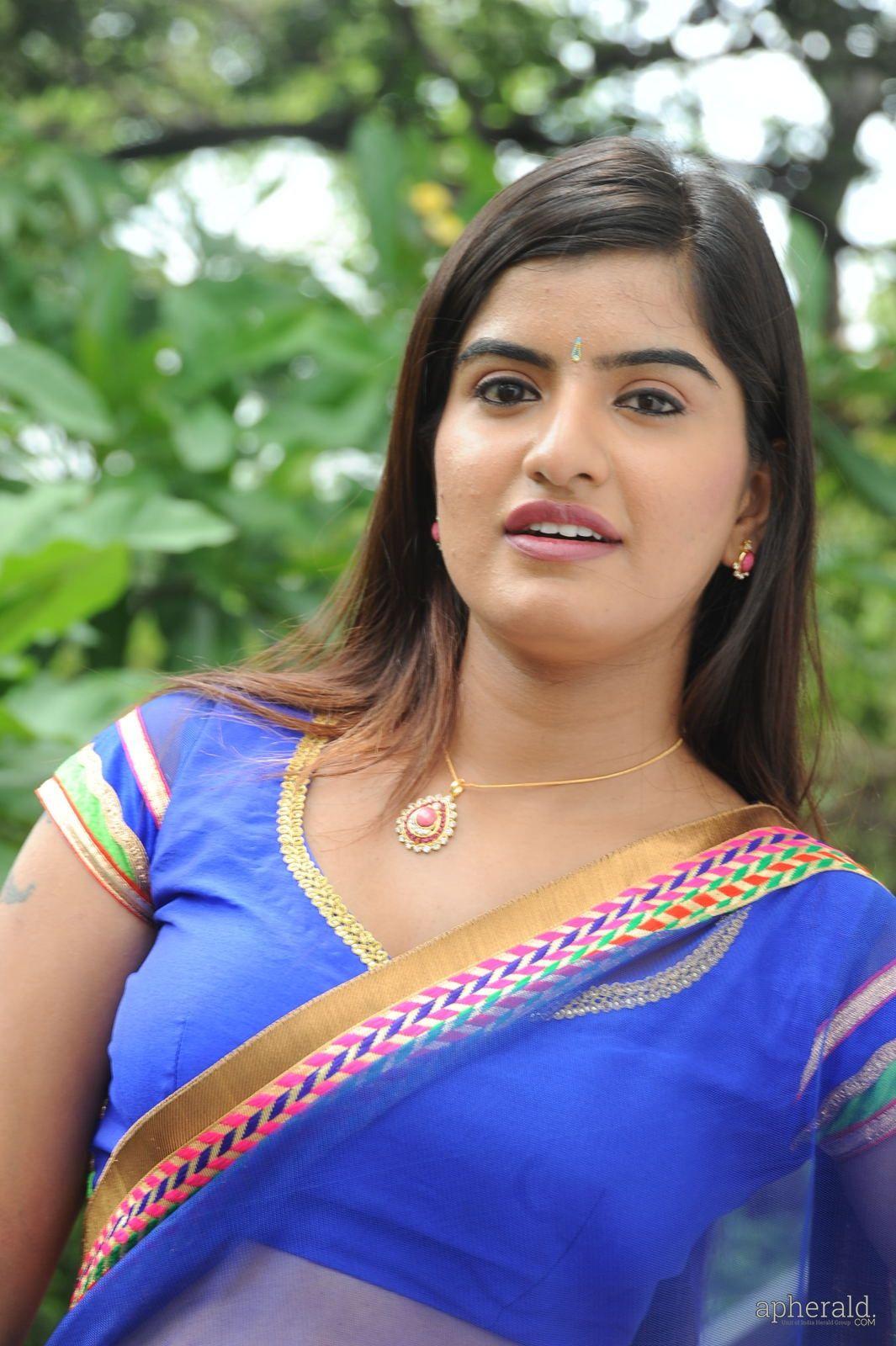 Kerthana Podwal Half Saree Hot Photos