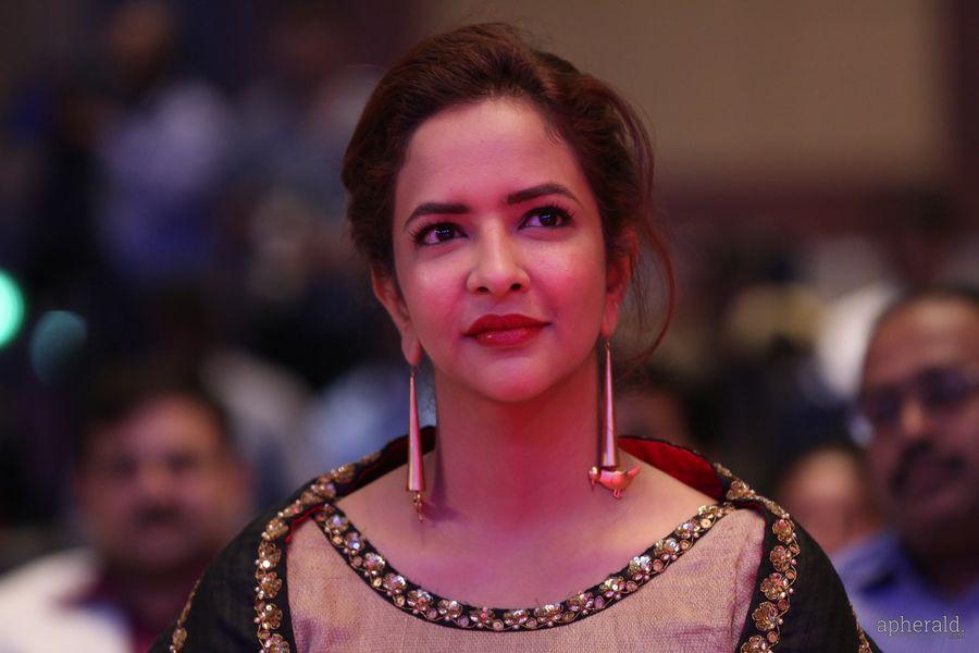 lakshmi manchu At tv 5 Awards
