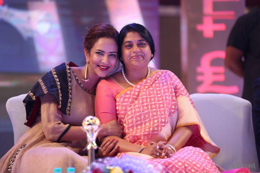 lakshmi manchu At tv 5 Awards