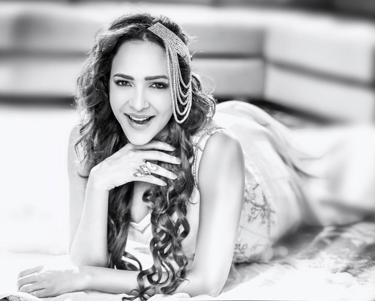 Lakshmi Manchu Hot Photoshoot