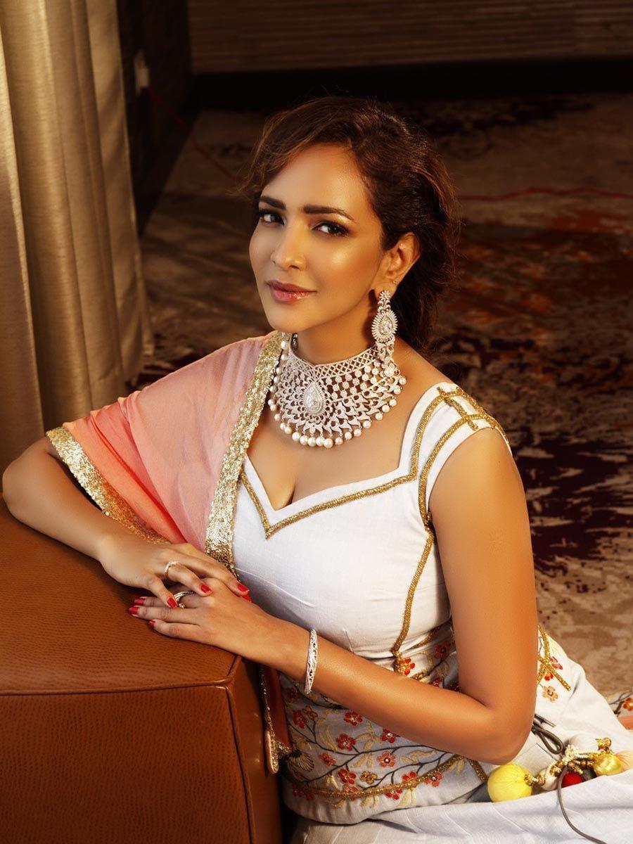 Lakshmi Manchu Hot Photoshoot