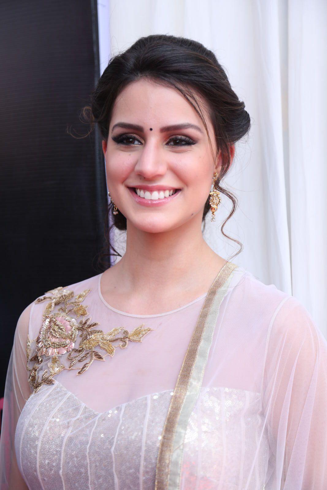 Larissa Bonesi Stills