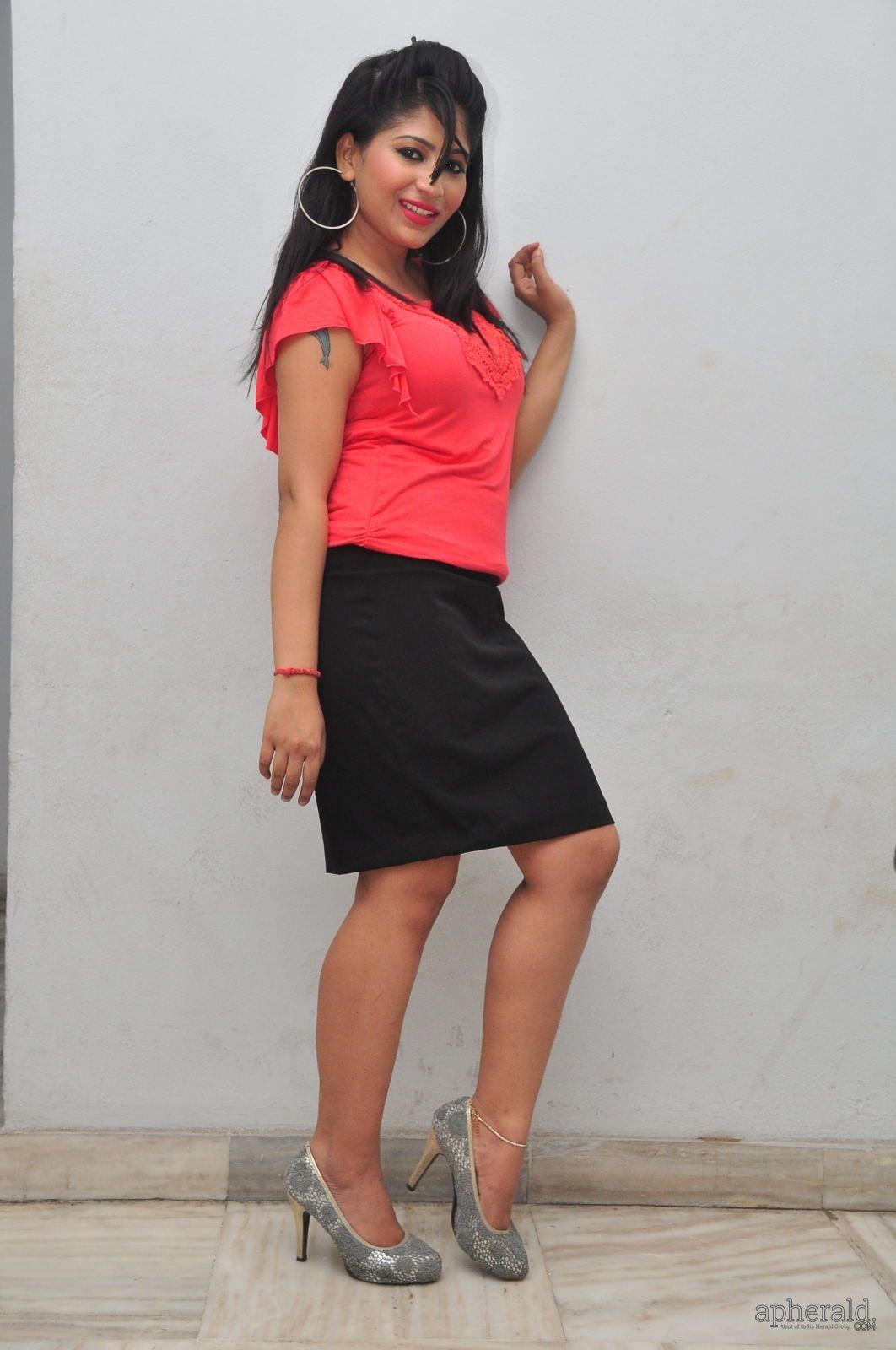 Madhu lagna Das Sexy Pics