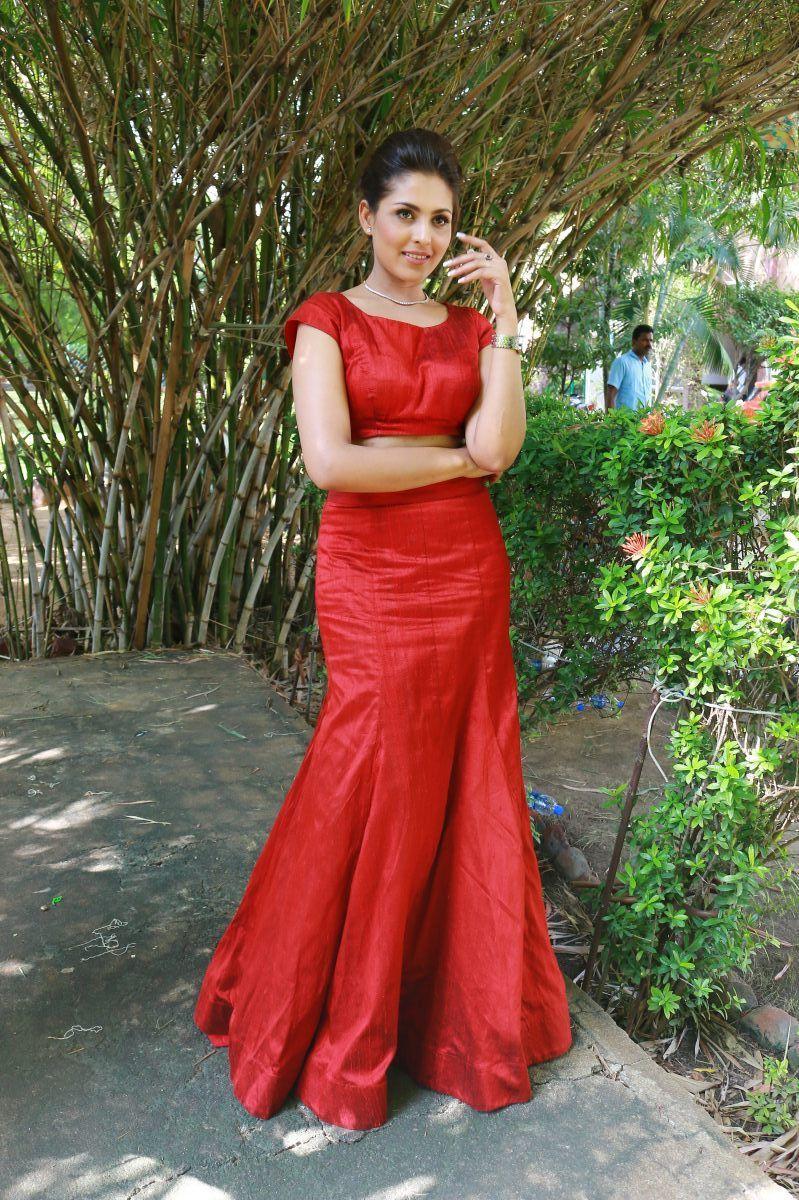 Madhu Shalini at Thoongavanam Trailer Launch