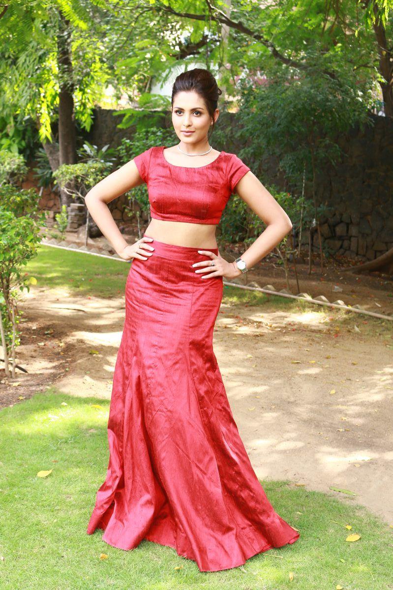 Madhu Shalini at Thoongavanam Trailer Launch