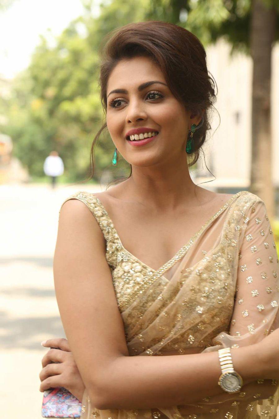 Madhu Shalini Stills at Cheekati Rajyam Trailer Launch