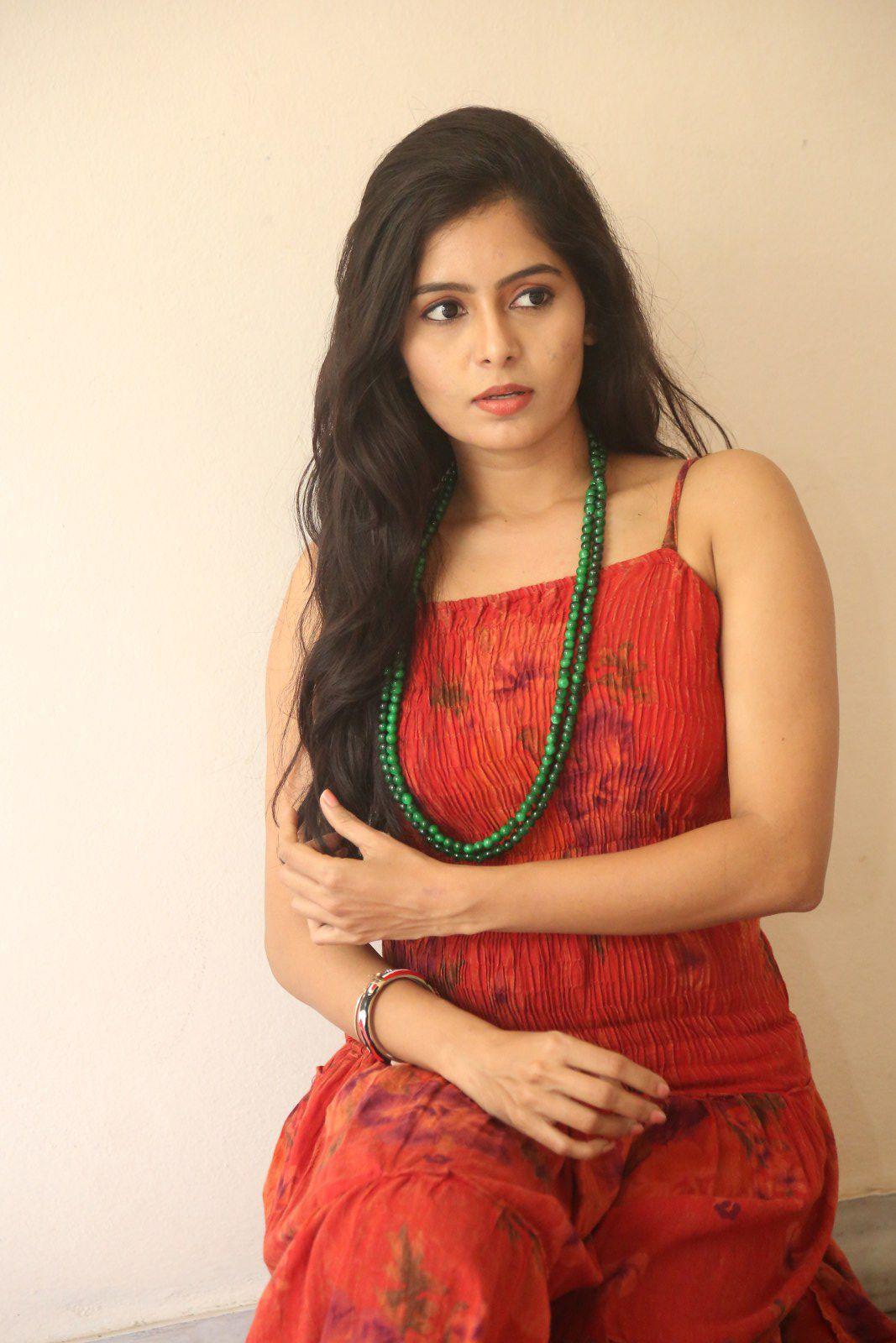 Madhumitha Cute Beautiful Pics