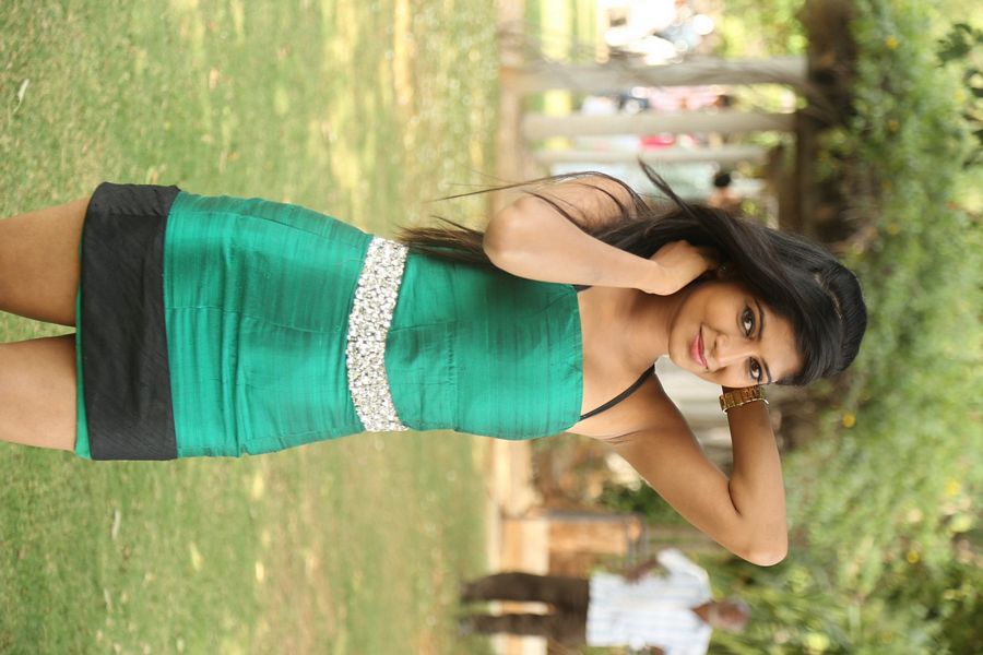 Madhura Sexy Photos