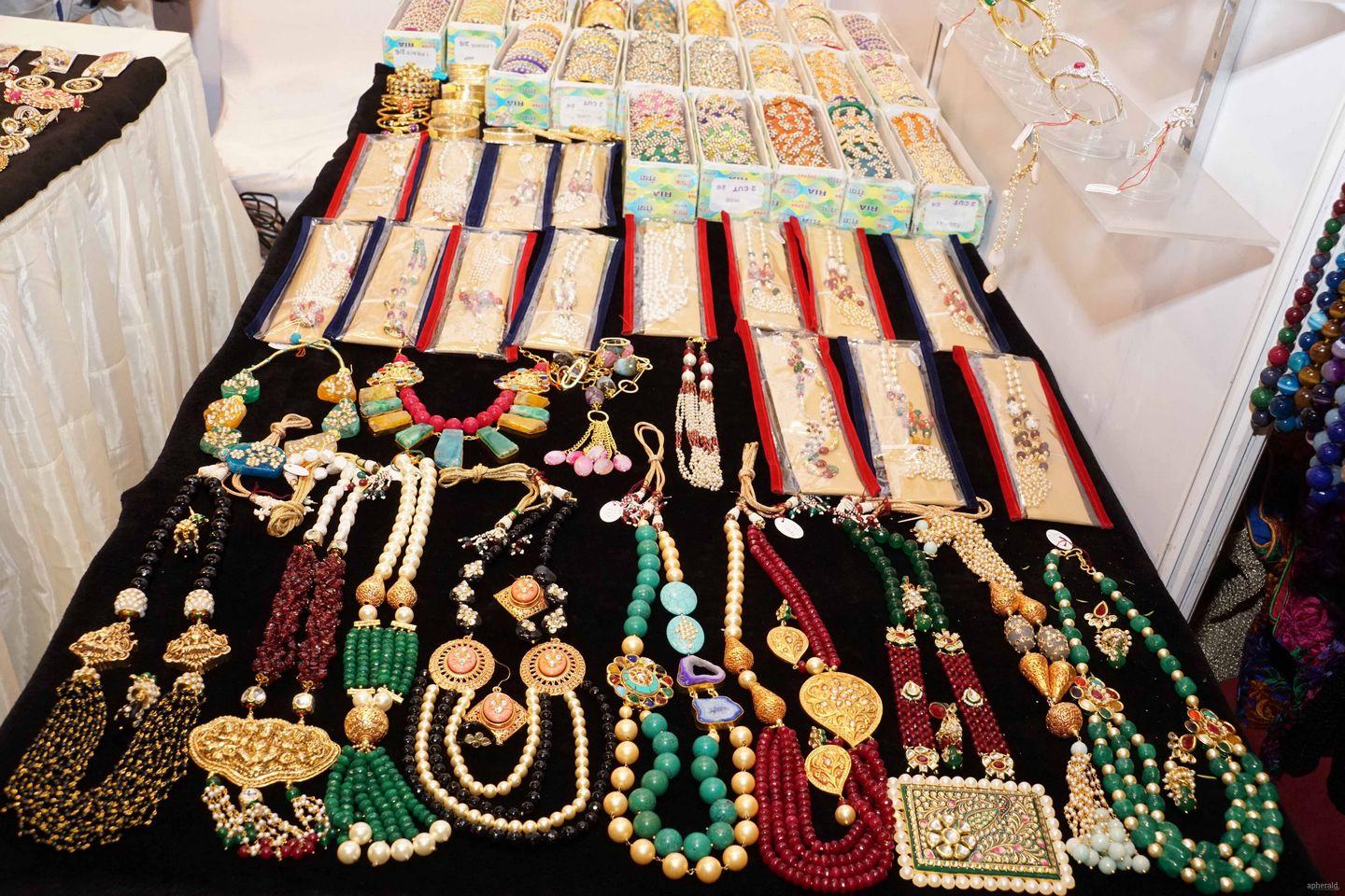 Madhuurima Banerjee Inaugurates Hi Life Lifestyle Exhibition