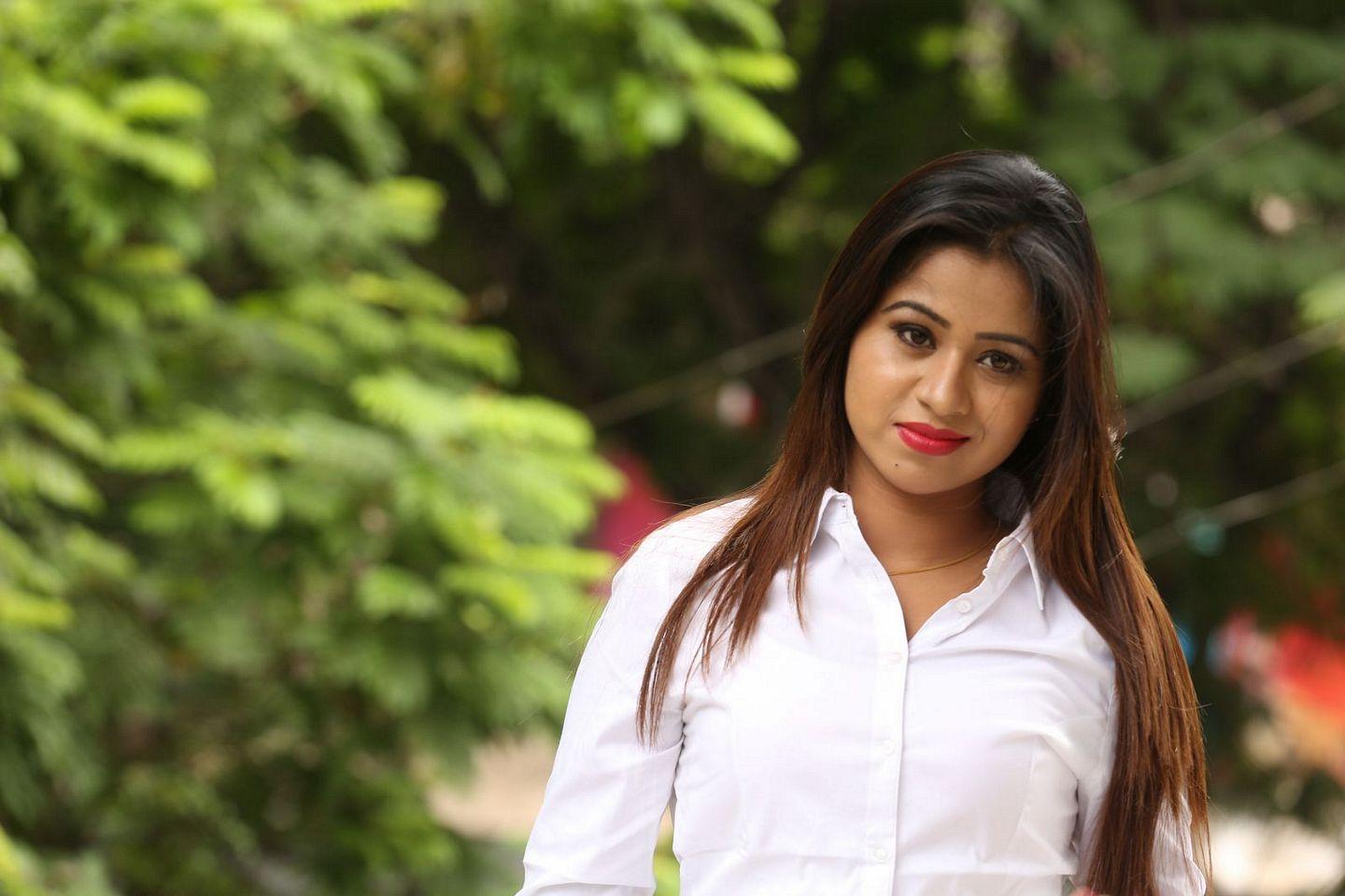 Manali Rathod Latest Stills