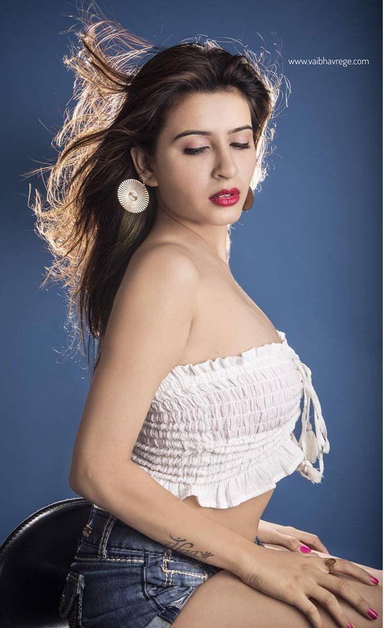 Mansii Dixit Latest Hot Photoshoot Stills