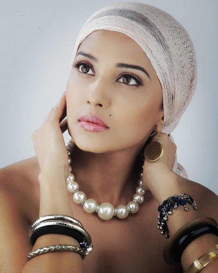Naeera Zaverie Latest Hot & Spicy Photoshoot Stills