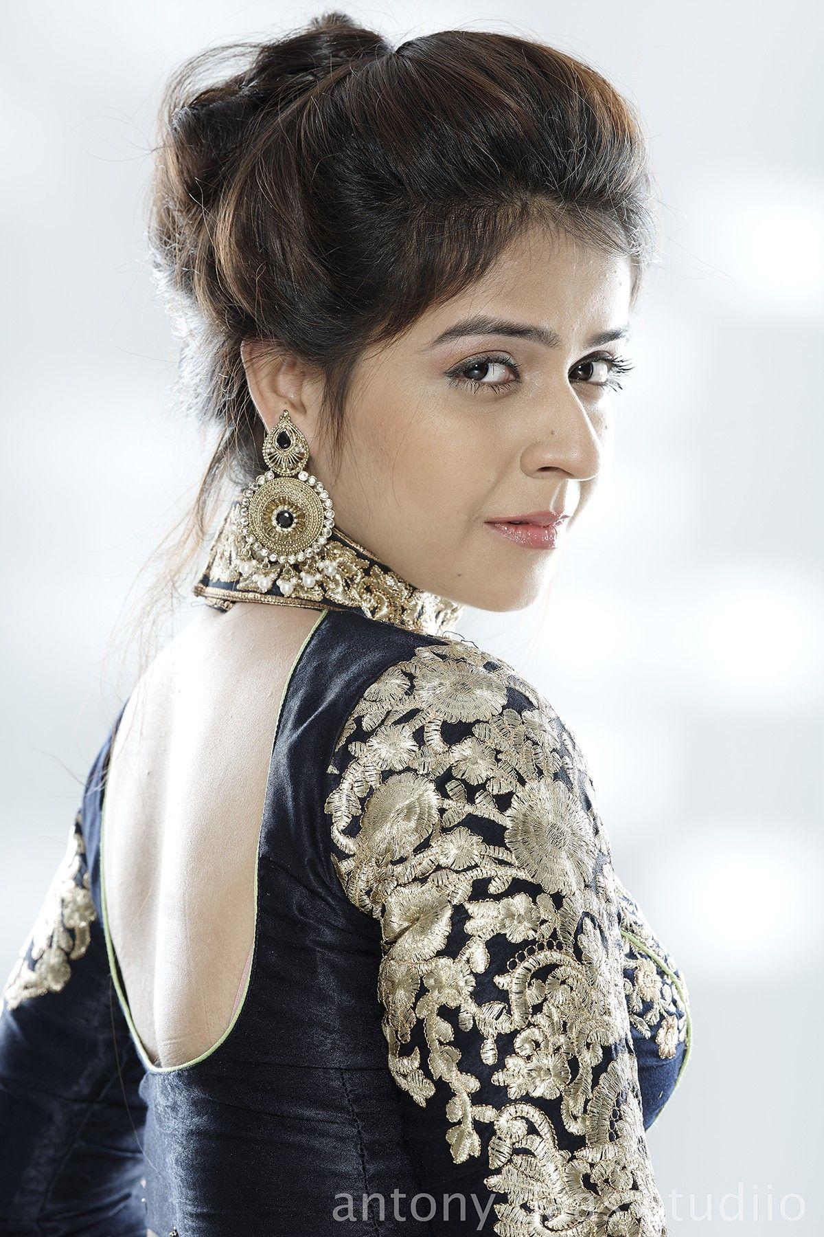 Neha Pawar Hot Photoshoot
