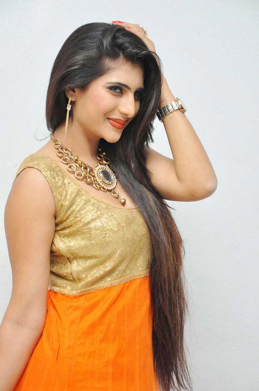 Neha Saxena Beautiful Photos