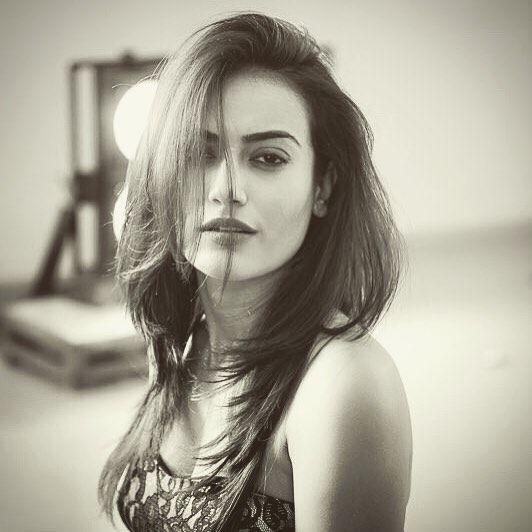 New Naagin of TV Actress Surbhi Jyoti Photos goes viral ON Social Media