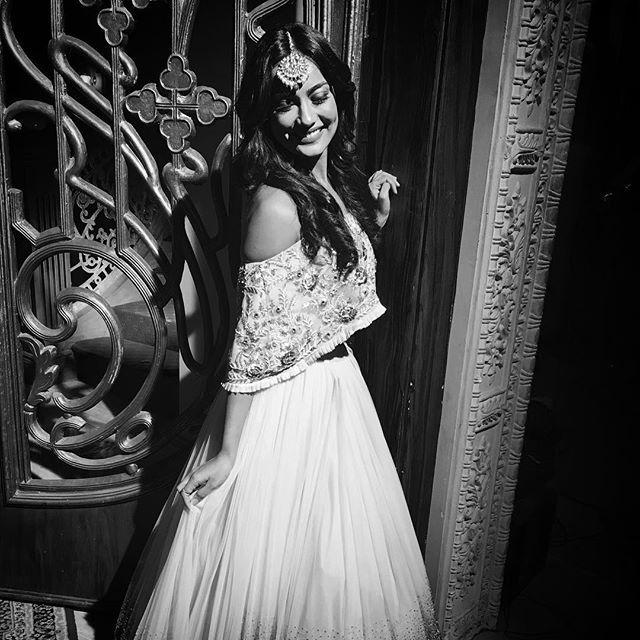 New Naagin of TV Actress Surbhi Jyoti Photos goes viral ON Social Media