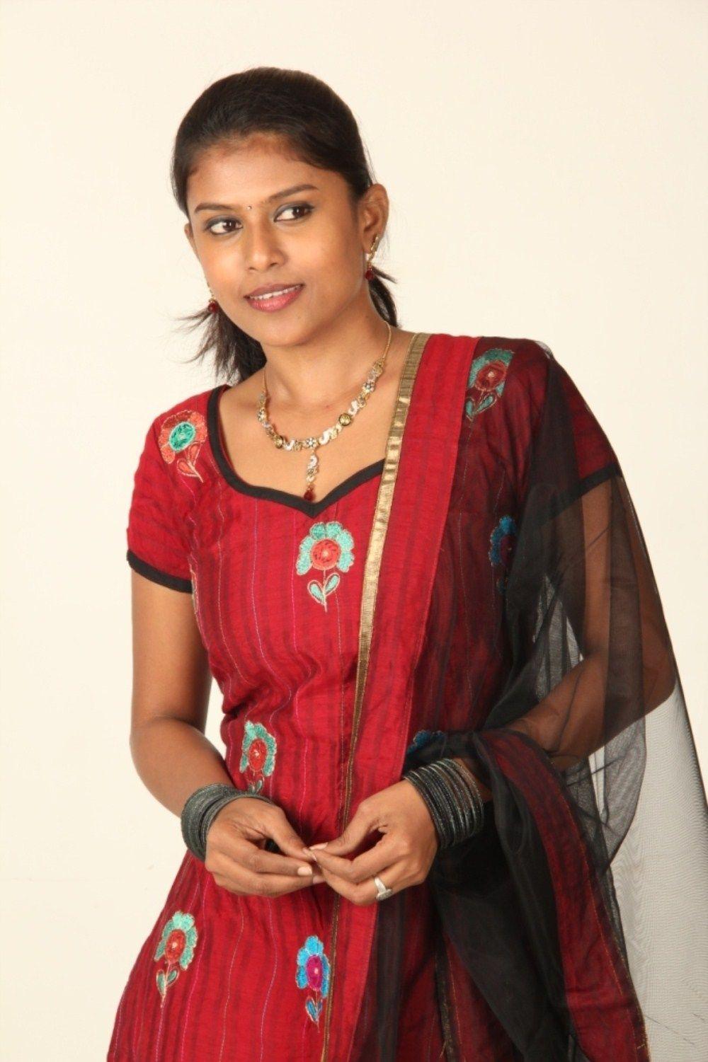 Nithya Latest hot Pics