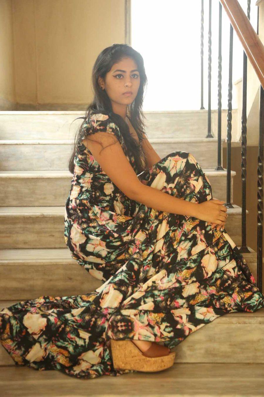 Palak Lalwani Latest Stills