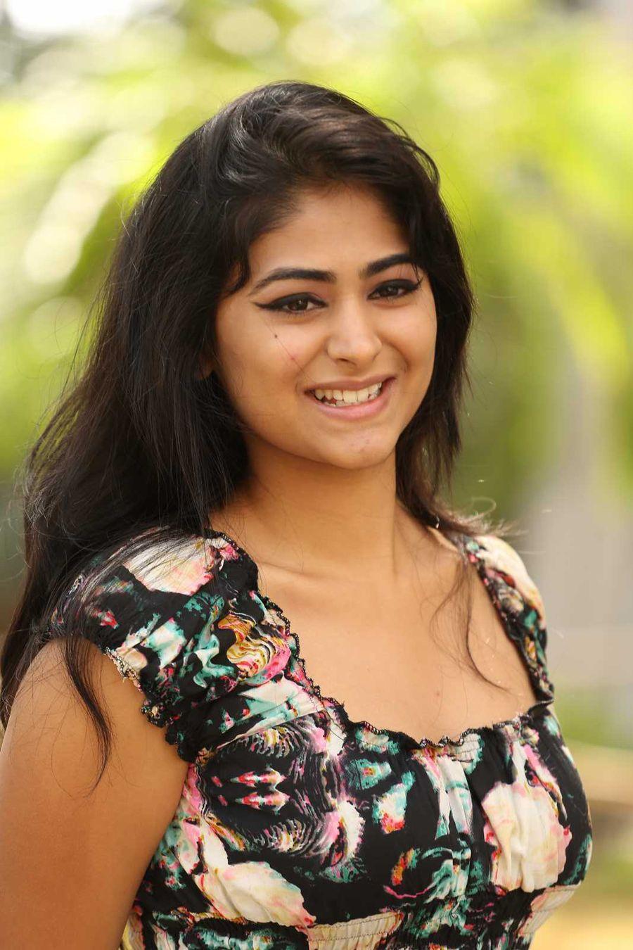 Palak Lalwani Latest Stills