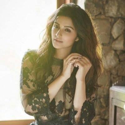 Parineeti Chopra Sexy Hot Pics