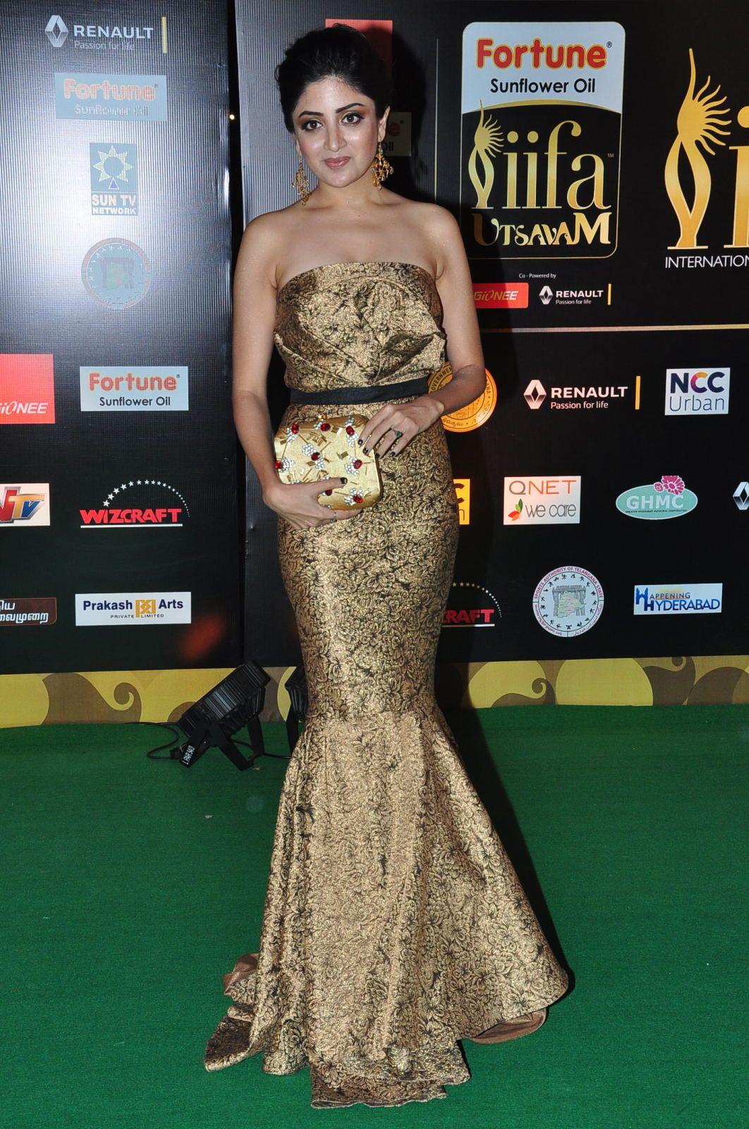 Poonam Kaur At iifa utsavam awards 2016