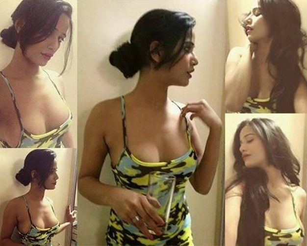 Poonam pandey hotest images 