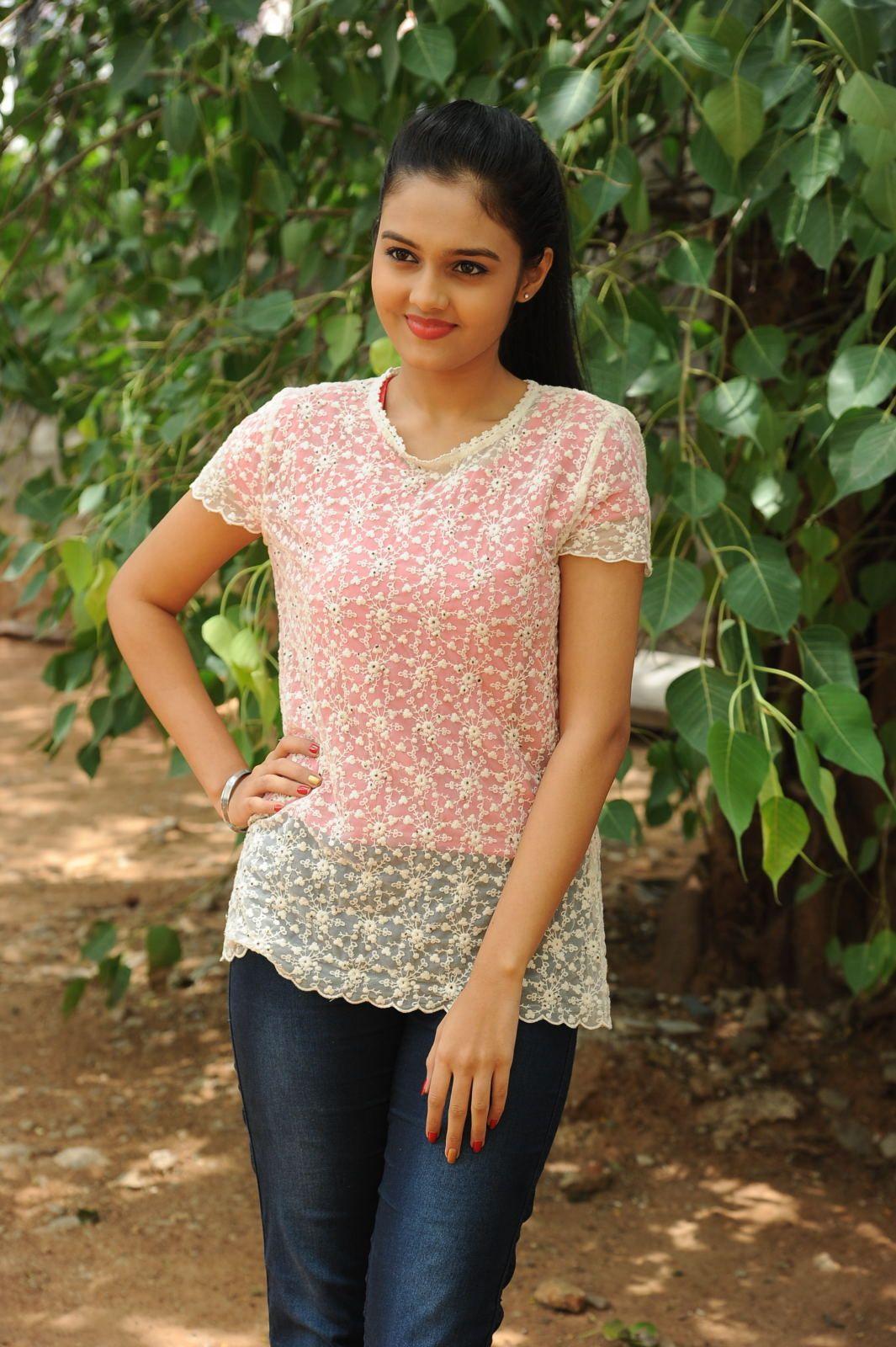 Pragati Chourasiya Beautiful Stills