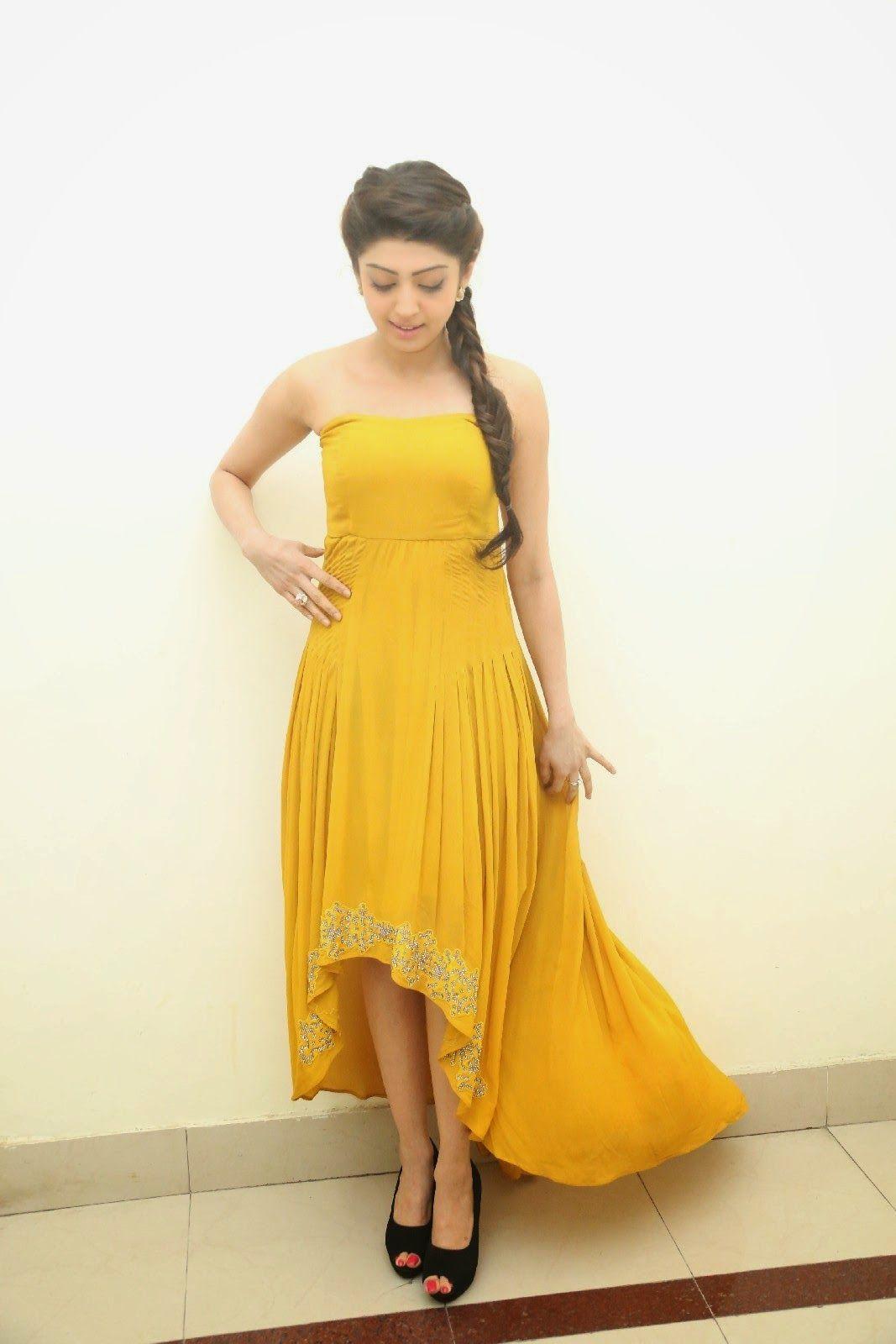 Praneetha Latest Cute Photos