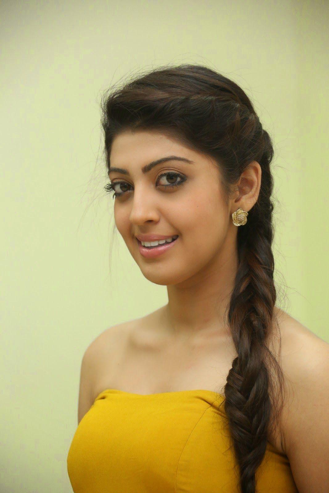 Praneetha Latest Cute Photos