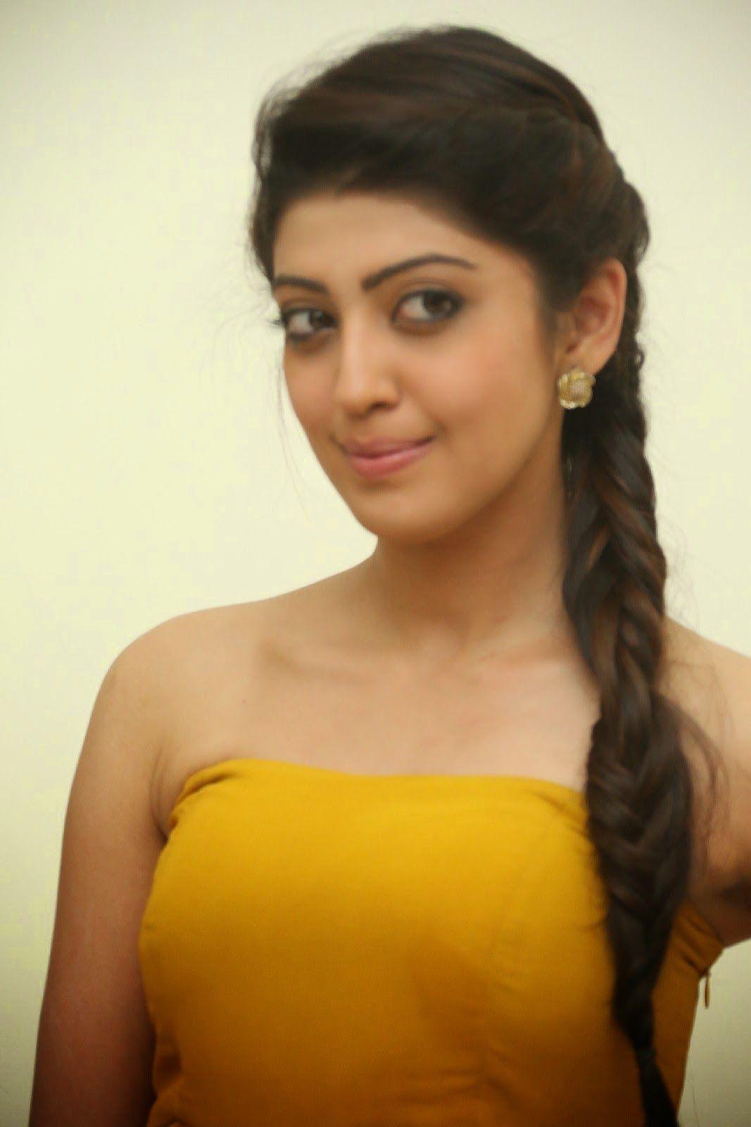 Praneetha Latest Cute Photos