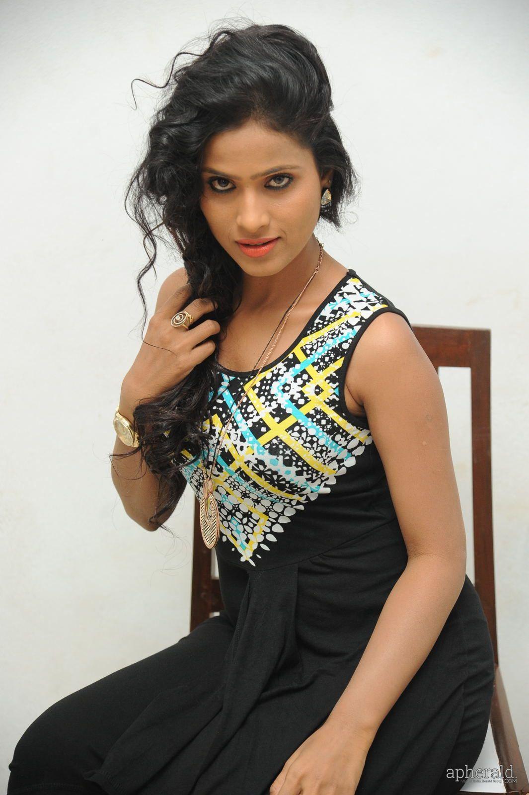 Prasanthi Sexy Pics
