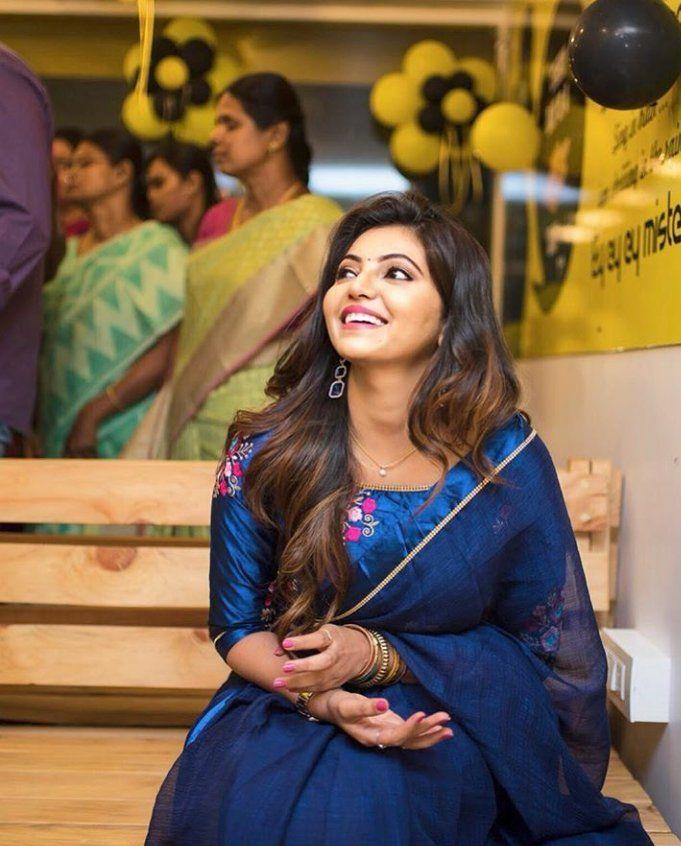 Pretty Actress Athulya Ravi Latest Beautiful Stills